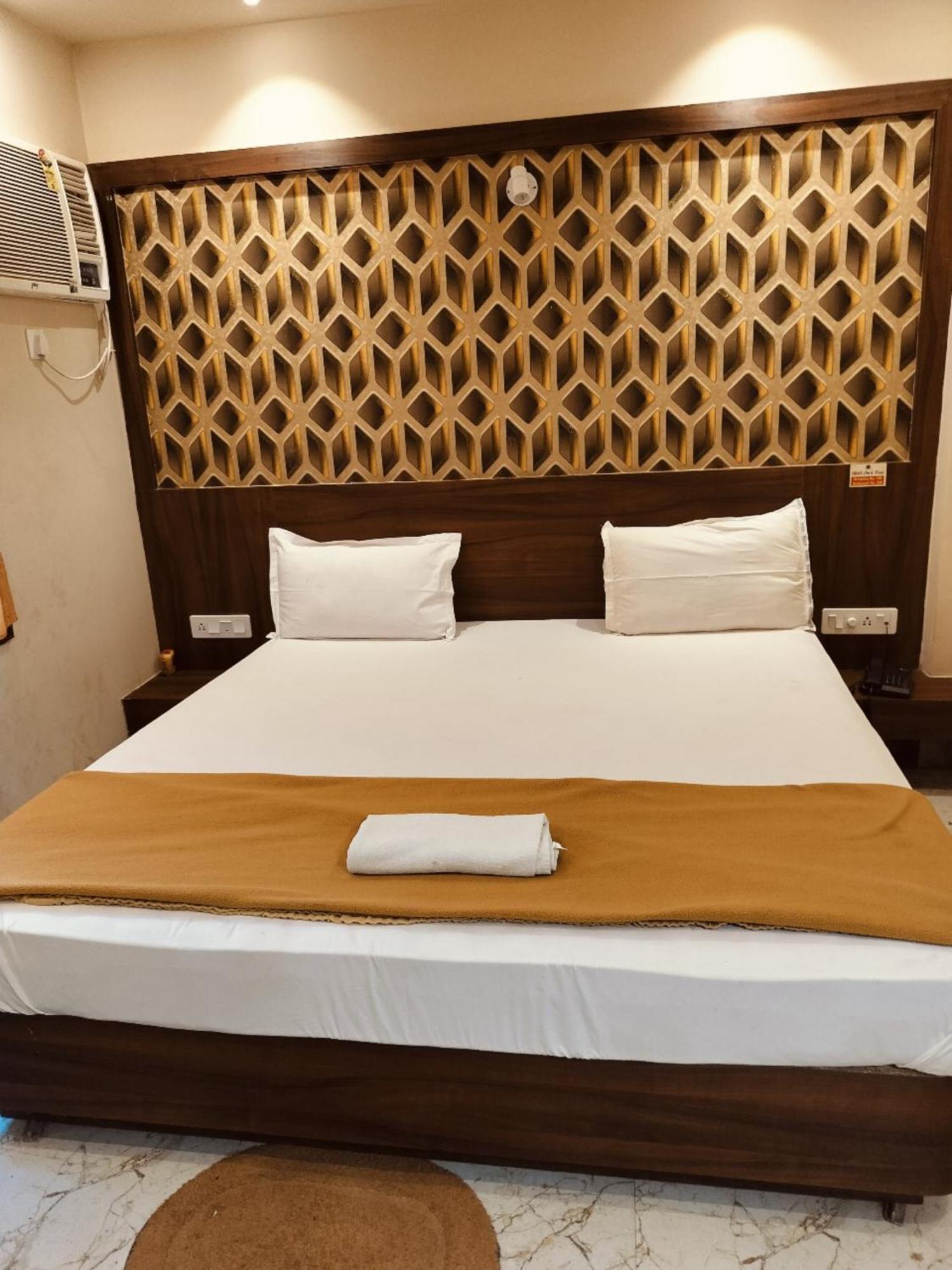 Hotel Park View - Lift Facilities- Near Sea Beach Best Choice Of Travellers By Morservices Puri Exterior photo
